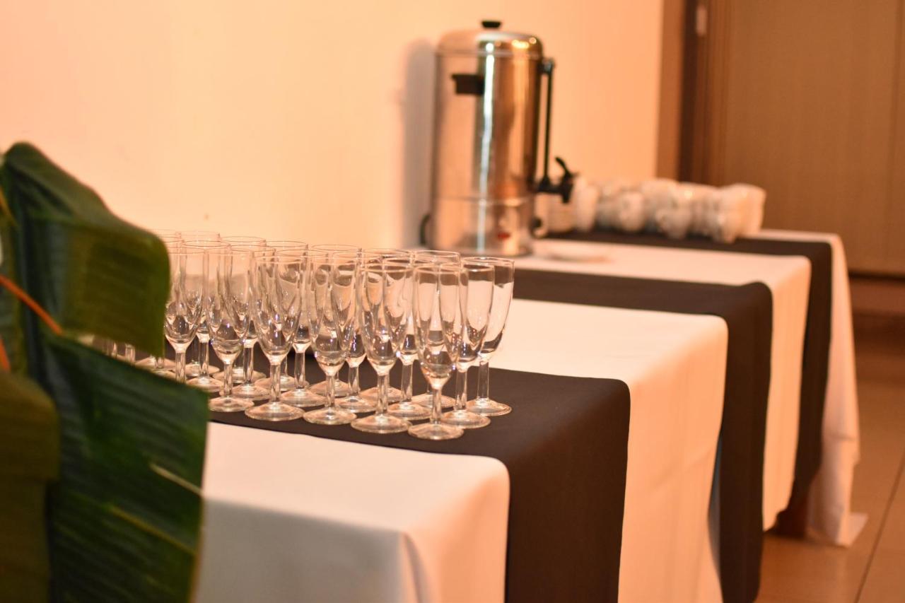 Hotel Dabrowiak Dąbrowa Górnicza Dış mekan fotoğraf