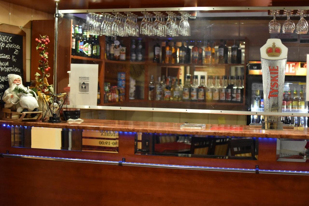Hotel Dabrowiak Dąbrowa Górnicza Dış mekan fotoğraf